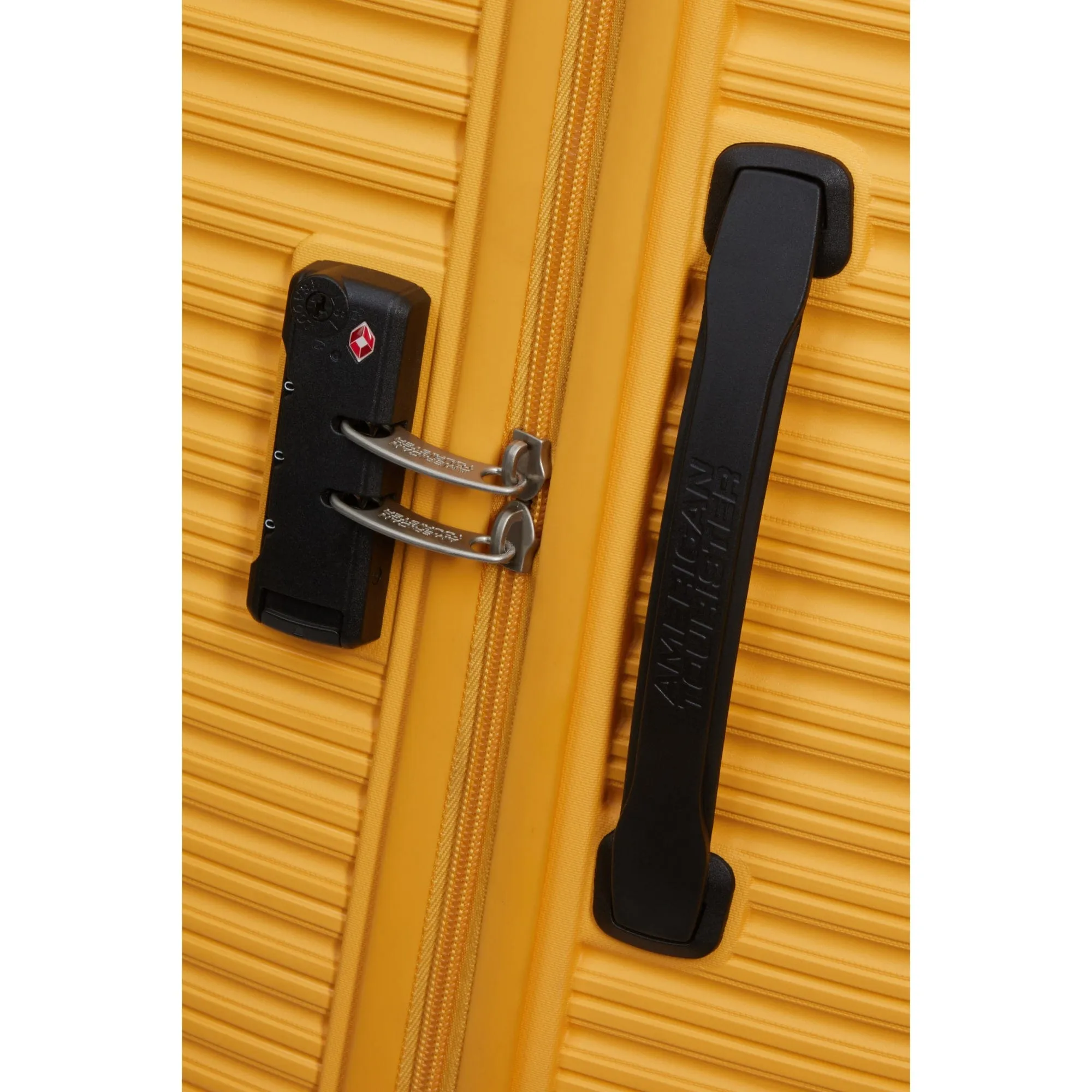 American Tourister Liftoff suitcase 67cm in yellow