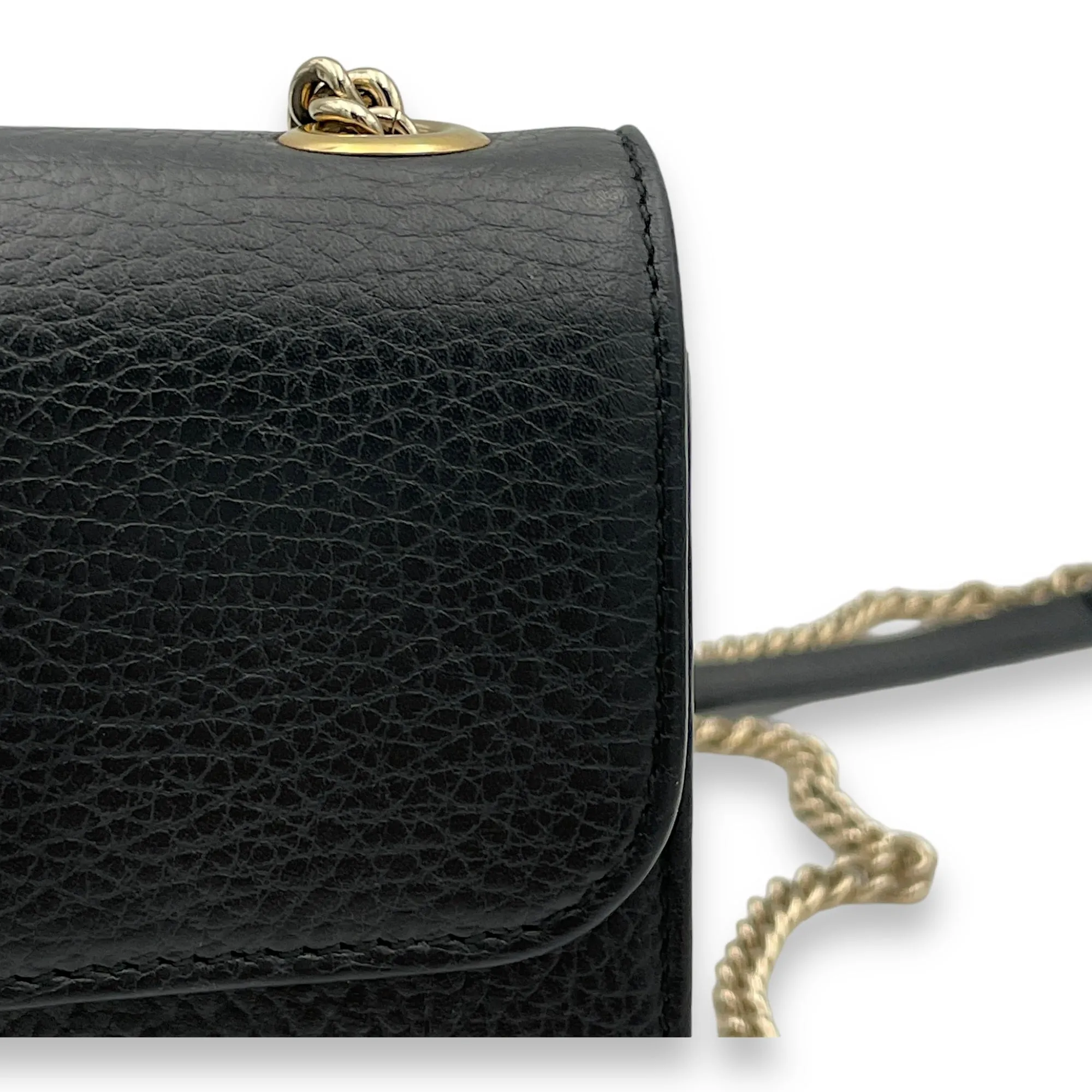 Interlocking G Small Black Crossbody Bag in Calfskin, Gold hardware