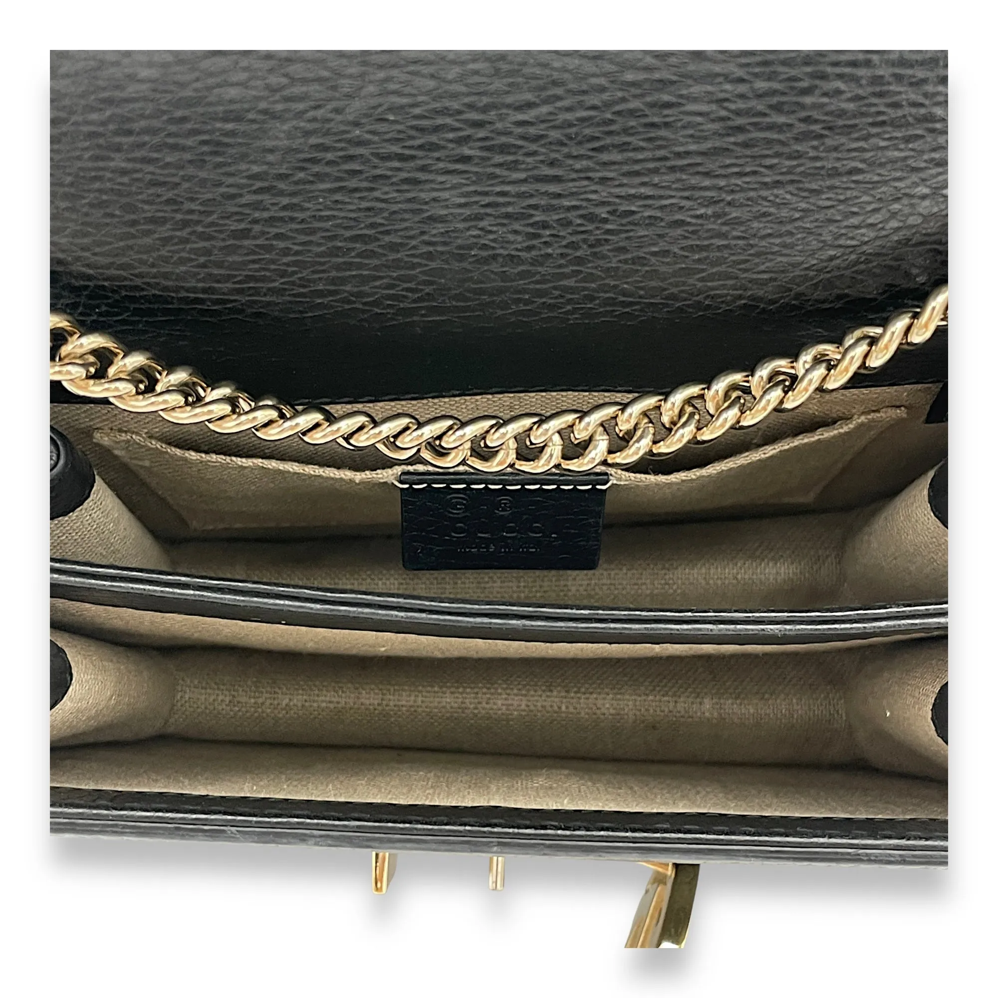 Interlocking G Small Black Crossbody Bag in Calfskin, Gold hardware