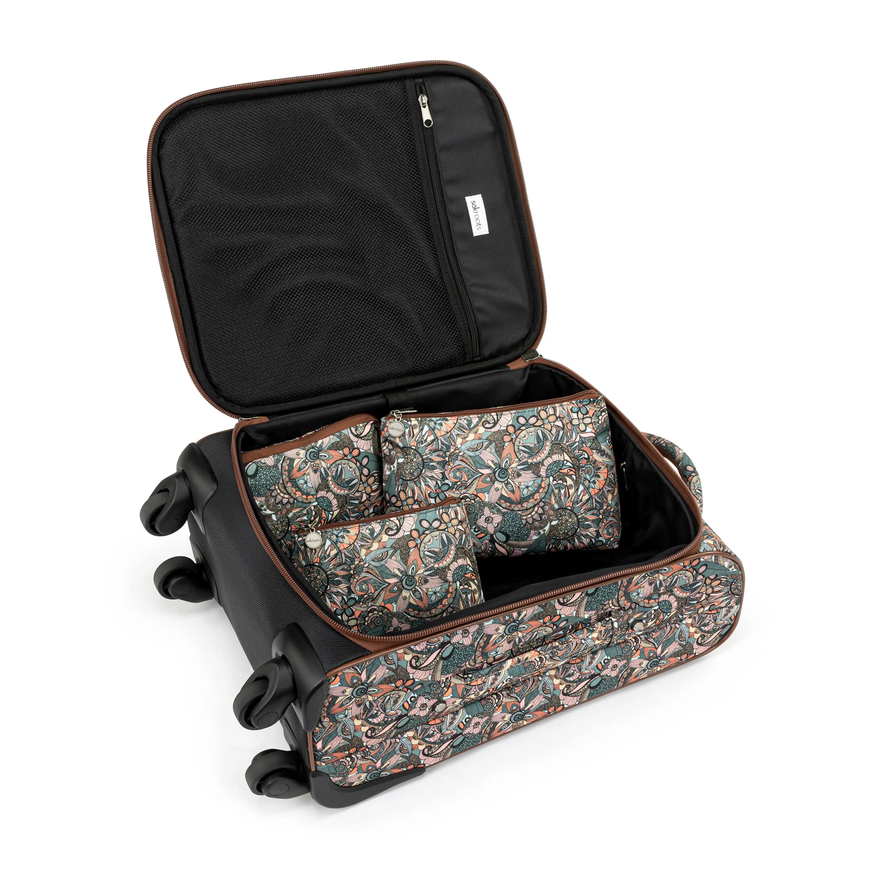 On The Go 21" Spinner Luggage Bundle