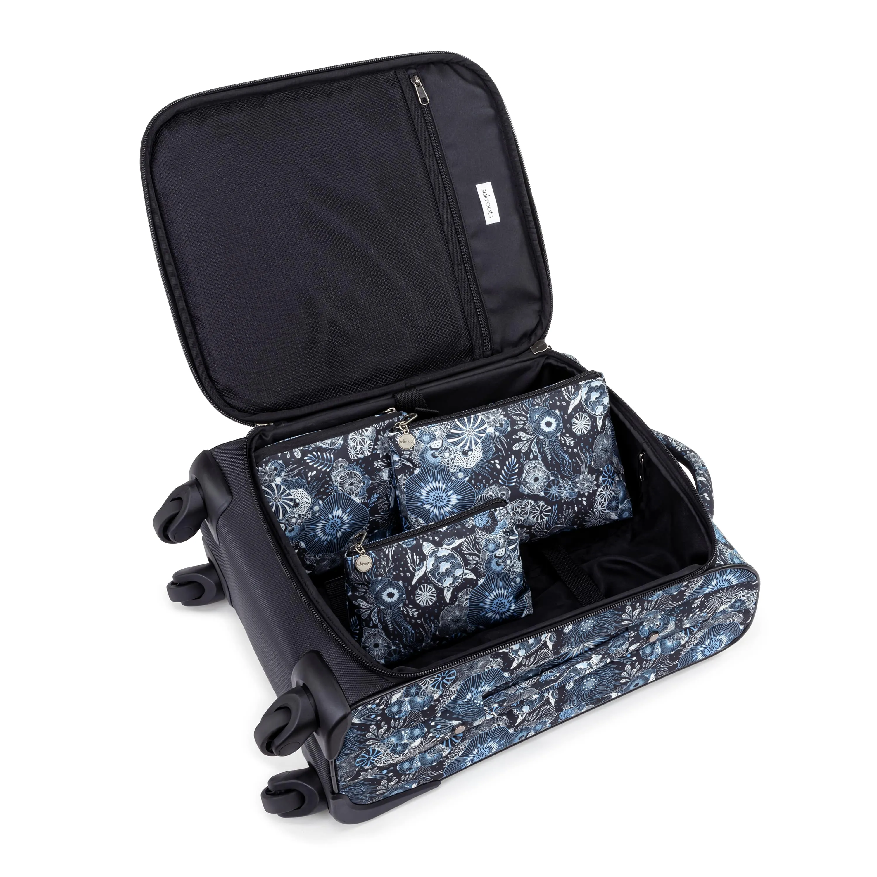 On The Go 21" Spinner Luggage Bundle