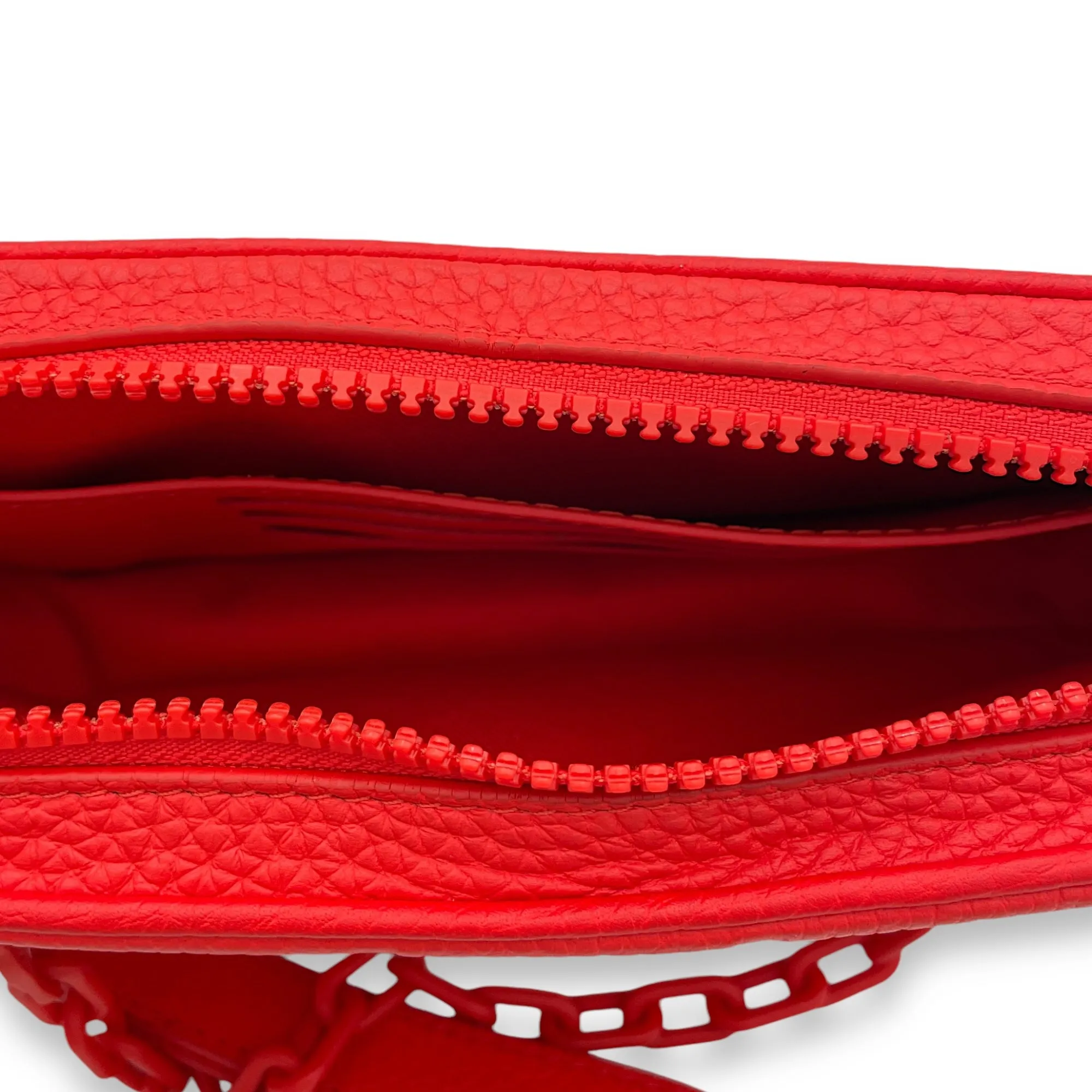 Pochette Volga Red Crossbody Bag in Taurillon Leather, Silver hardware