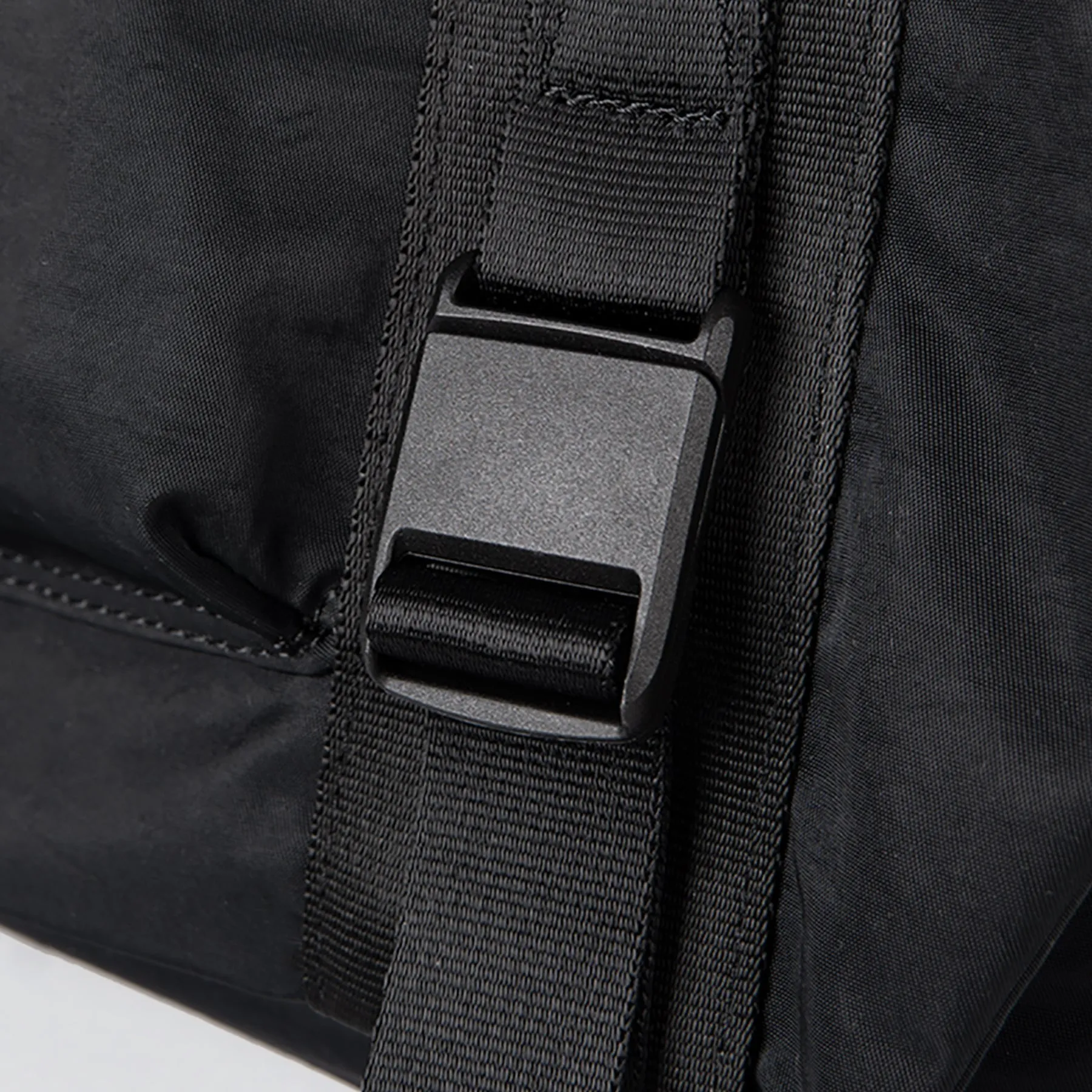 Stevin M30 Messenger Bag