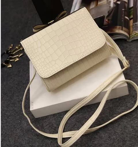 Women's Retro PU Leather Shoulder Bag