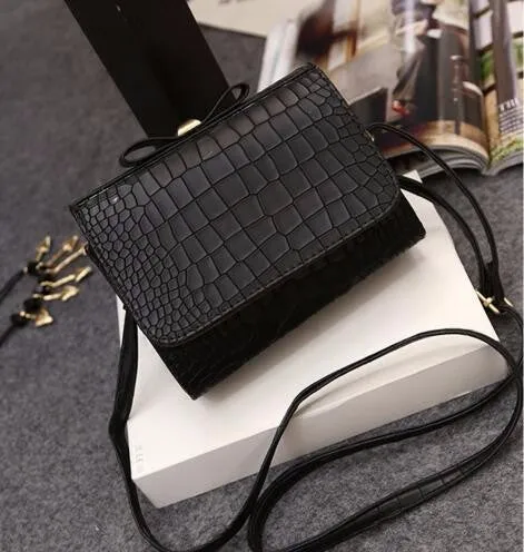 Women's Retro PU Leather Shoulder Bag